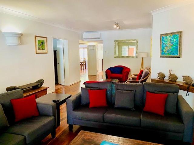 Beachview Apartments At Villa Paradiso Palm Cove Eksteriør bilde